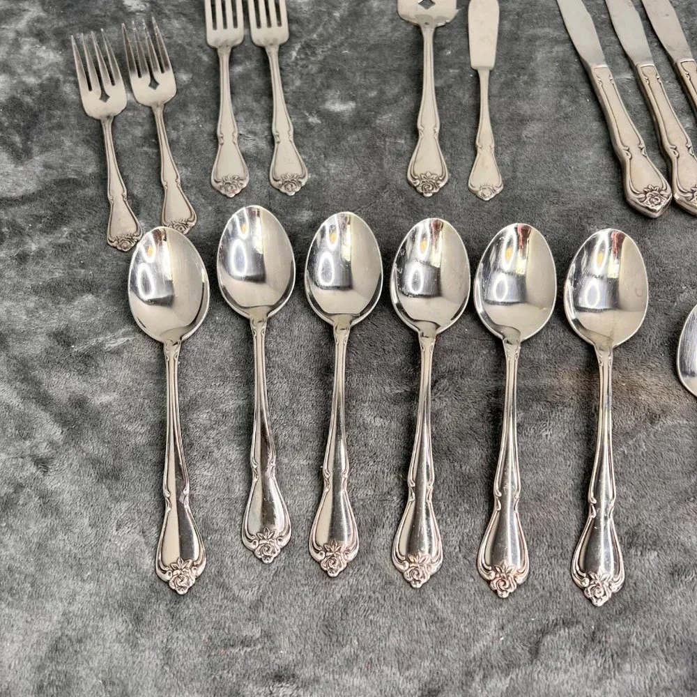 Oneida True Rose Flatware Lot 21 pc Stainless Steel Set Forks Spoons Serving